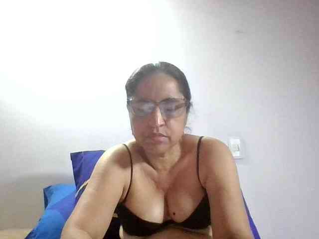Yaya189 webcam