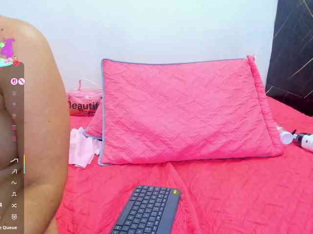 Yaya189 Live Webcam on BongaCams