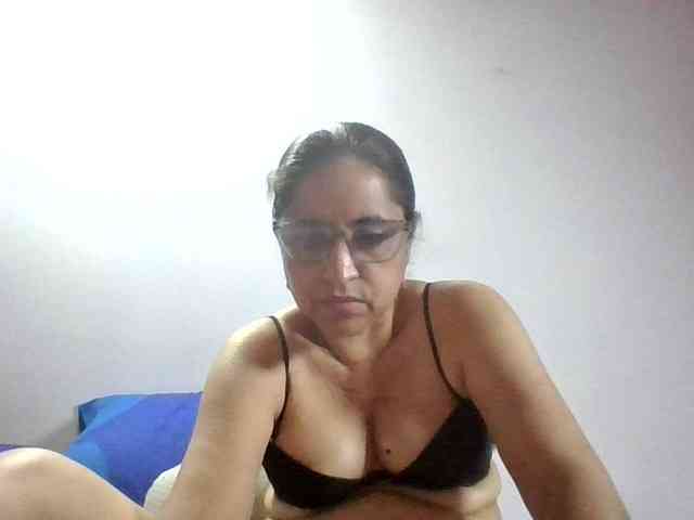 Yaya189 webcam