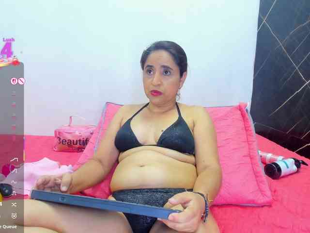 Yaya189 webcam