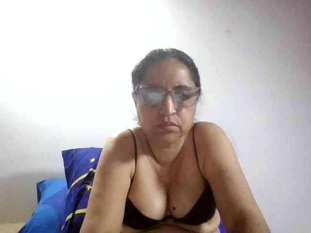 Yaya189 webcam
