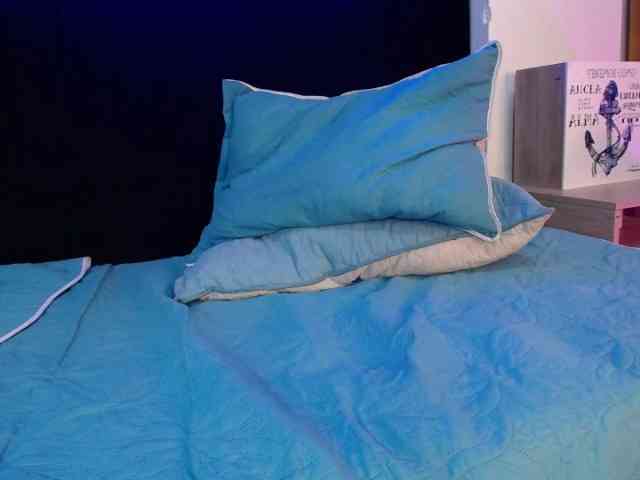 Noahmililer Live Webcam on BongaCams