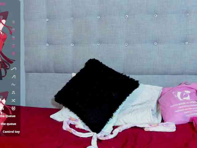Luxy-Nurse webcam