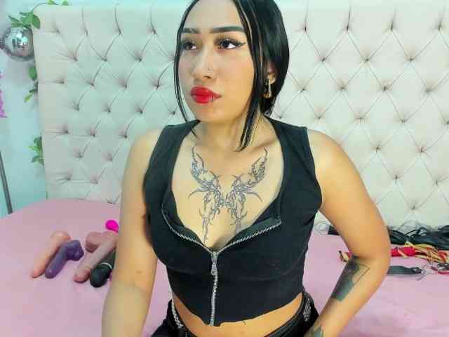 Zara-Blaaze webcam