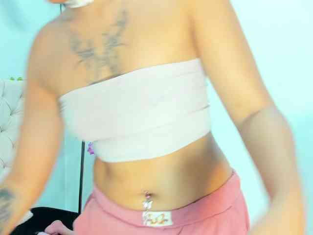 Zara-Blaaze webcam