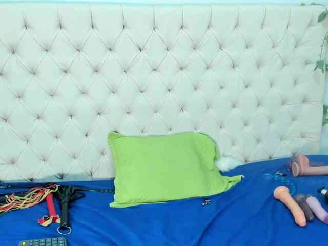 Zara-Blaaze webcam