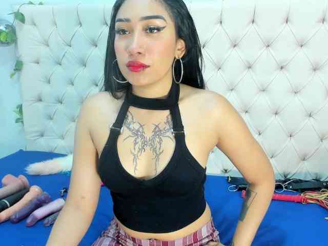Zara-Blaaze webcam