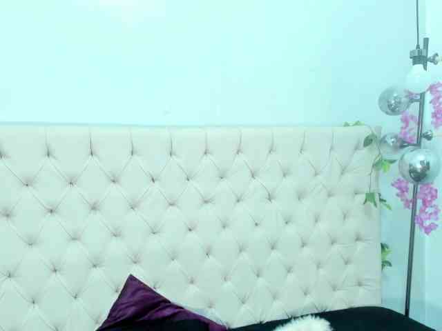 Zara-Blaaze webcam