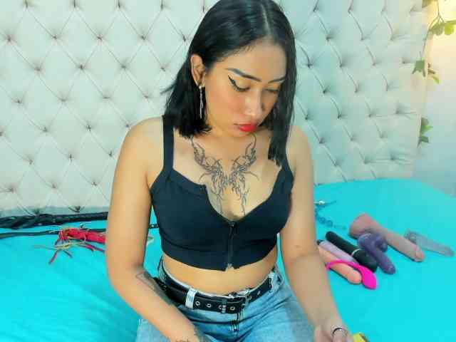 Zara-Blaaze webcam