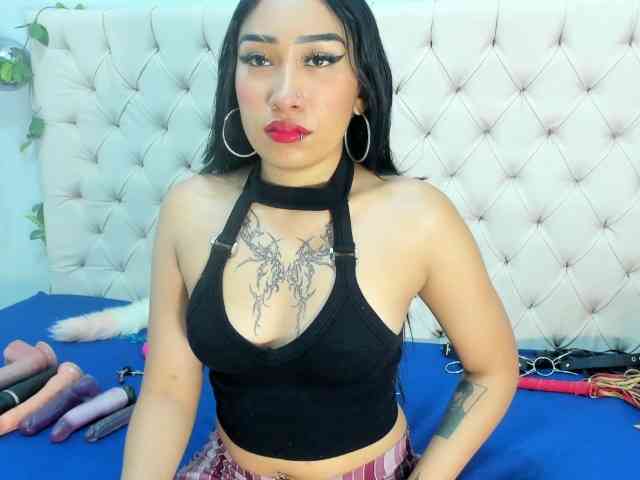 Zara-Blaaze webcam