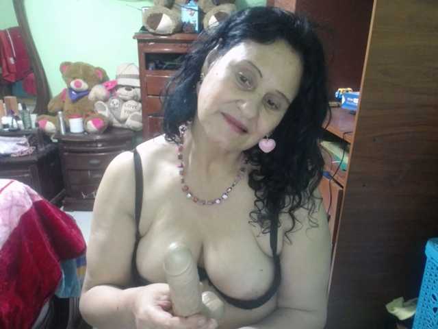 jazmin-mature webcam