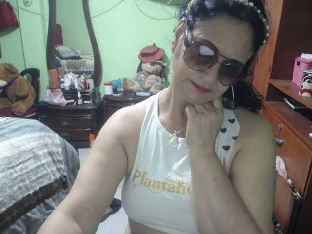 jazmin-mature webcam