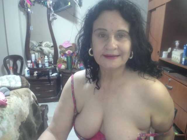 jazmin-mature's BongaCams show and profile
