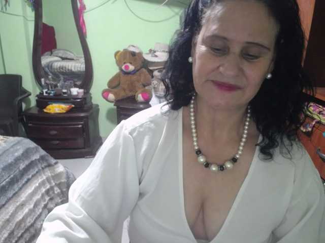  jazmin-mature chat room