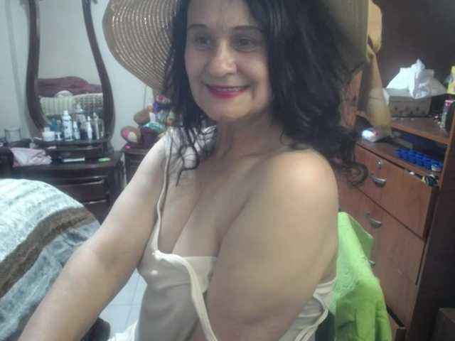 jazmin-mature's BongaCams show and profile