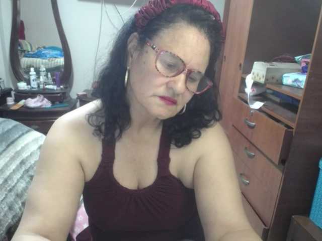 jazmin-mature's BongaCams show and profile