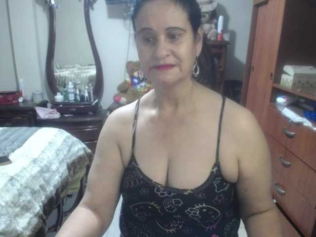 jazmin-mature's BongaCams show and profile