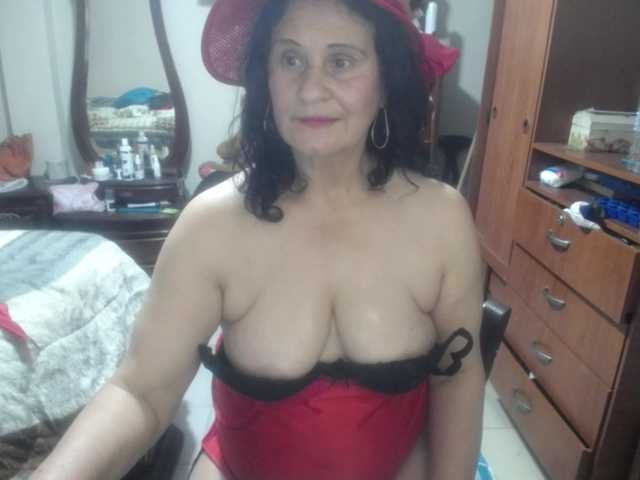 jazmin-mature's BongaCams show and profile