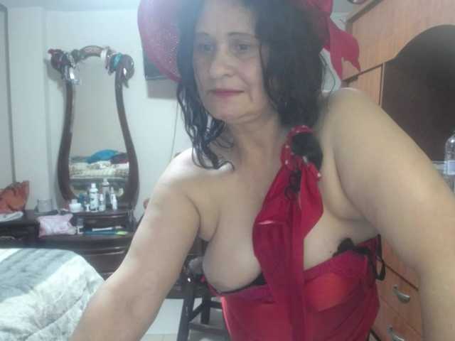 jazmin-mature's BongaCams show and profile