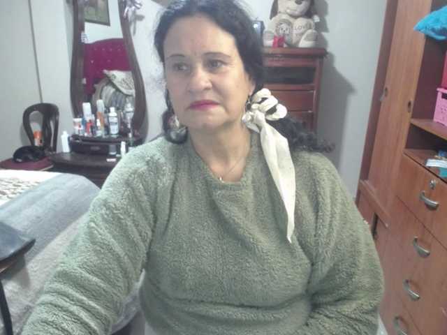 jazmin-mature's BongaCams show and profile