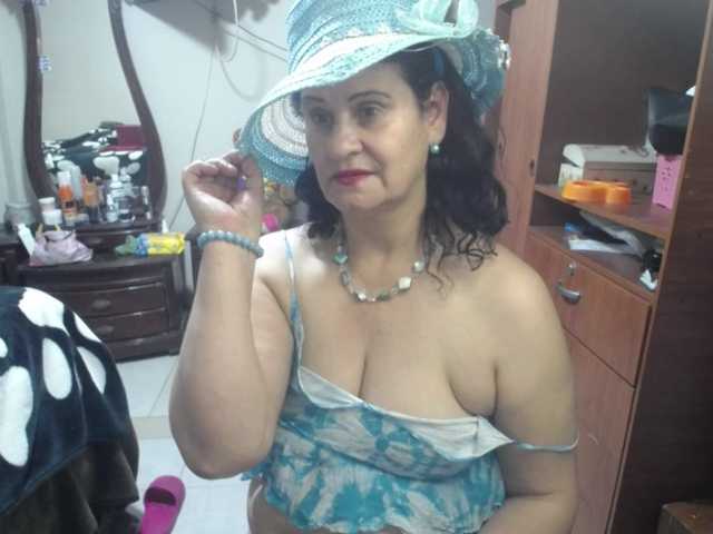 jazmin-mature's BongaCams show and profile