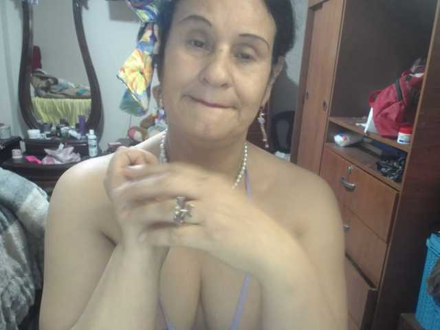 jazmin-mature's BongaCams show and profile