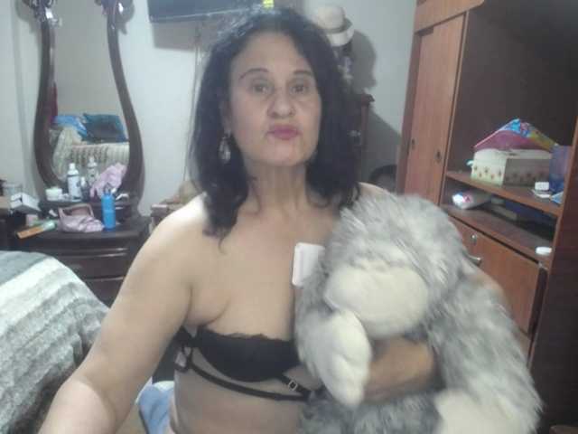 jazmin-mature's BongaCams show and profile