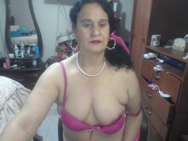 jazmin-mature's BongaCams show and profile