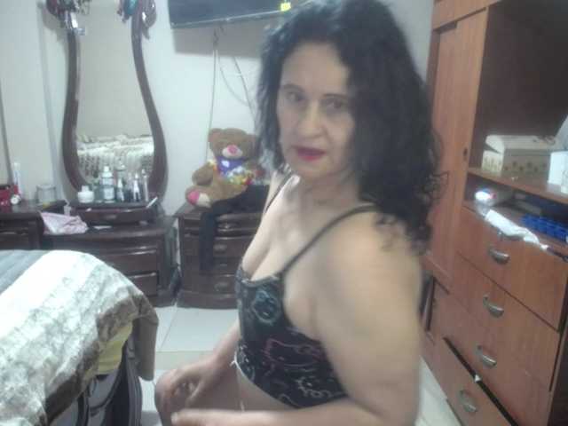 jazmin-mature's BongaCams show and profile