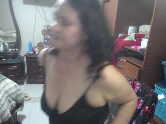 jazmin-mature's BongaCams show and profile