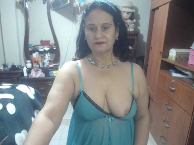 jazmin-mature's BongaCams show and profile