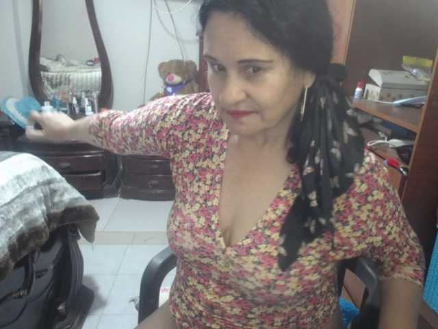 jazmin-mature's BongaCams show and profile