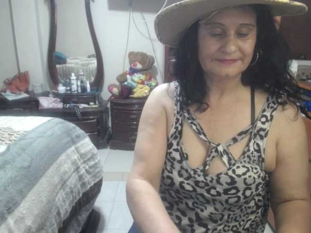 jazmin-mature's BongaCams show and profile