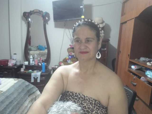 jazmin-mature's BongaCams show and profile