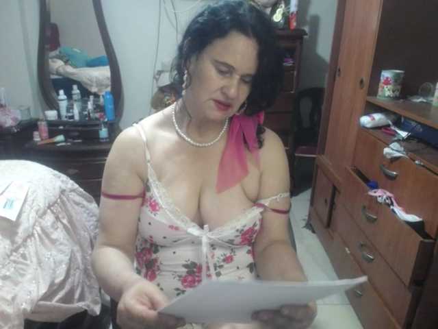 jazmin-mature's BongaCams show and profile