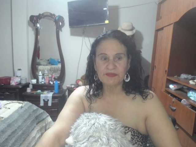 jazmin-mature's BongaCams show and profile