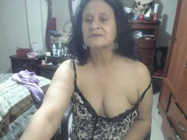 jazmin-mature's BongaCams show and profile