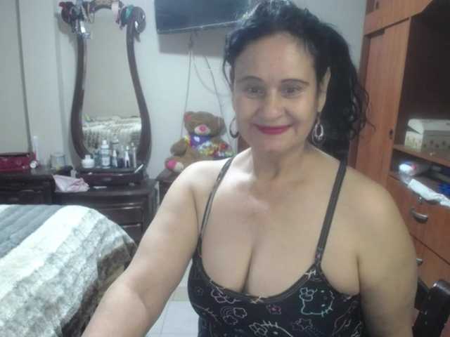 jazmin-mature's BongaCams show and profile