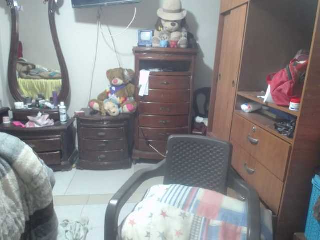 jazmin-mature's BongaCams show and profile