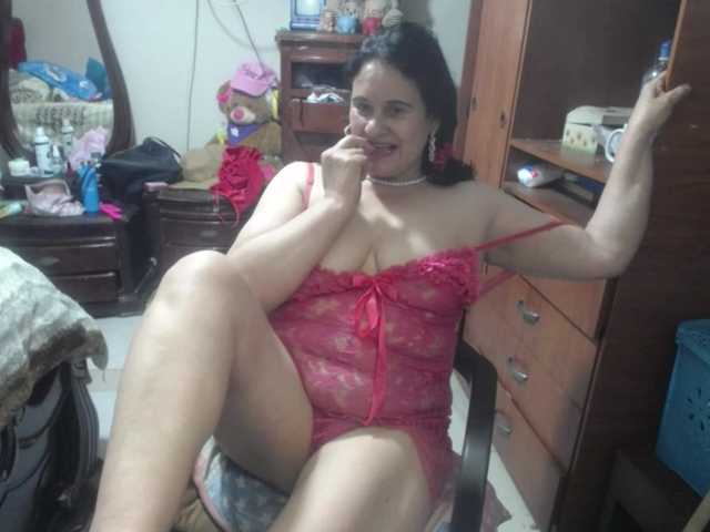 jazmin-mature's BongaCams show and profile