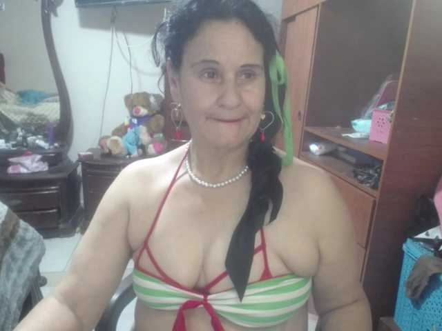 jazmin-mature webcam