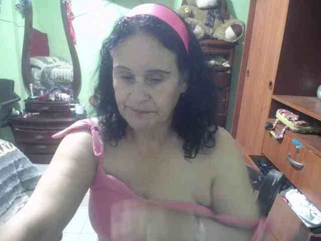 jazmin-mature webcam