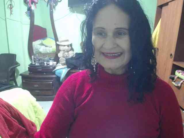 jazmin-mature webcam