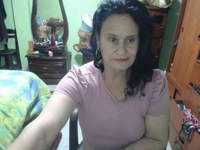jazmin-mature webcam