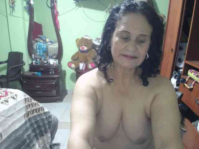 jazmin-mature webcam