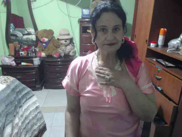 jazmin-mature webcam