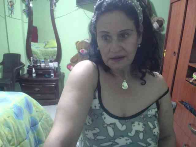 jazmin-mature webcam