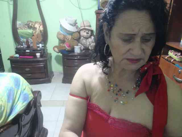 jazmin-mature webcam