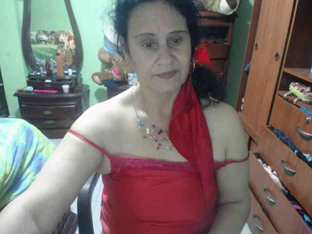 jazmin-mature webcam
