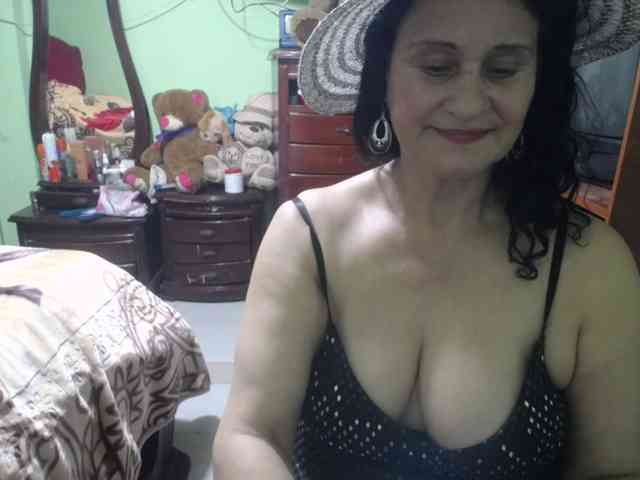 jazmin-mature webcam